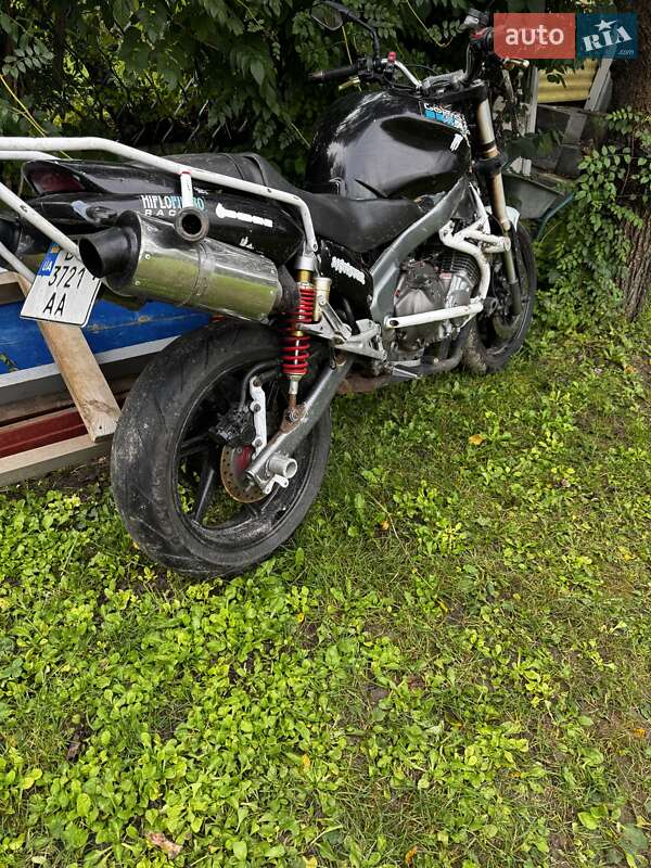 Мотоцикл Без обтікачів (Naked bike) Yamaha Zeal 2000 в Рівному