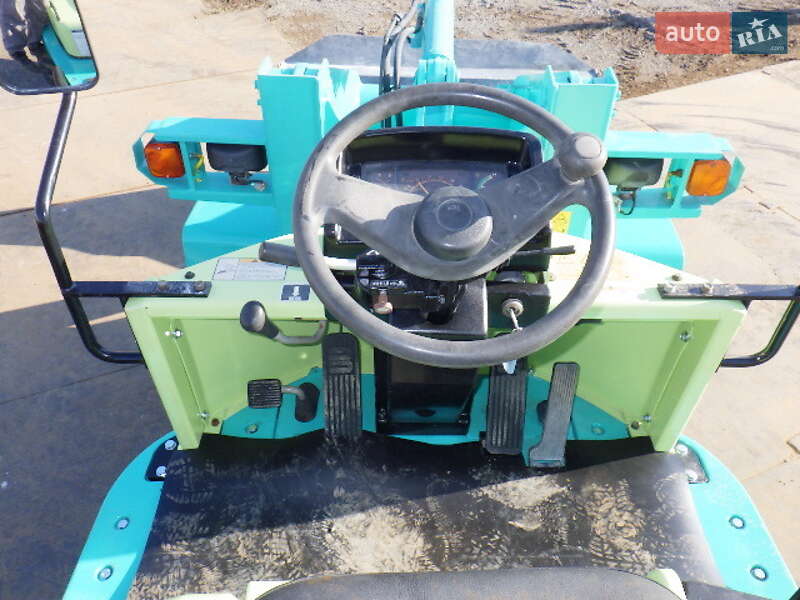 Фронтальный погрузчик Yanmar V4-5A 2004 в Одессе фото 9 Фронтальный погрузчик Yanmar V4-5A 2004 в Одессе