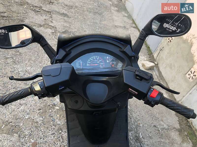 Макси-скутер YiBen YB 150T-10 2008 в Черновцах