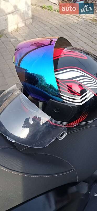 Грузовые мотороллеры, мотоциклы, скутеры, мопеды YiBen YB 150T-30 2012 в Кривом Роге фото 16 Грузовые мотороллеры, мотоциклы, скутеры, мопеды YiBen YB 150T-30 2012 в Кривом Роге