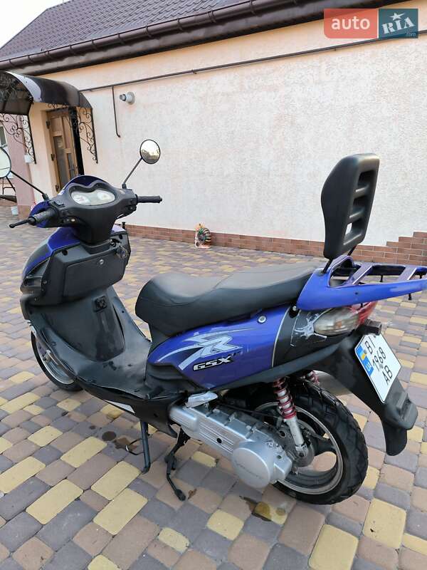 Скутер YiBen YB150T-15D 2013 в Миргороде