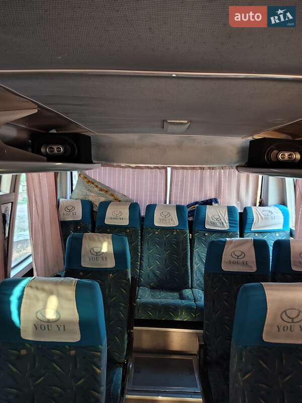 Приміський автобус Youyi ZGT 6831 2006 в Кропивницькому