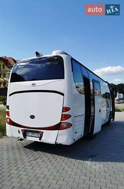 Міський автобус YUTONG 6831 2008 в Києві