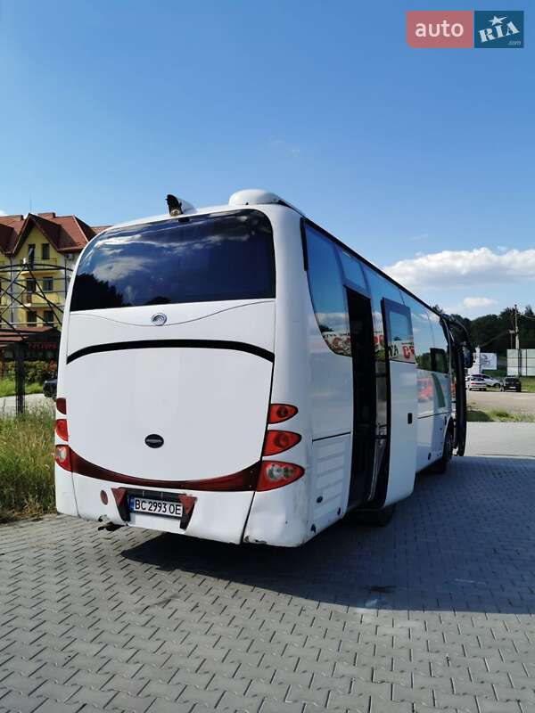 Городской автобус YUTONG 6831 2008 в Киеве