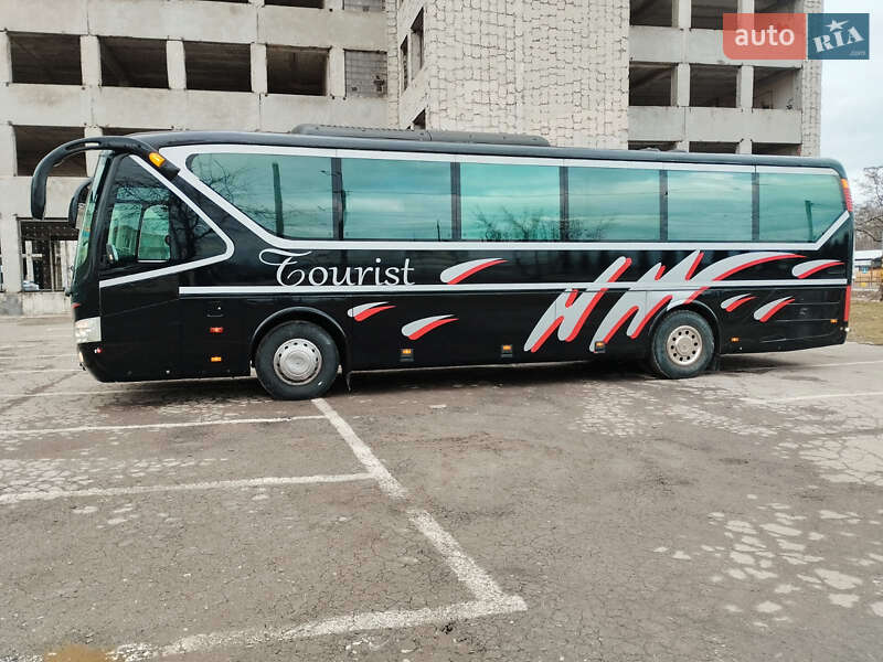 Туристический / Междугородний автобус YUTONG ZK 6119HA 2006 в Тернополе