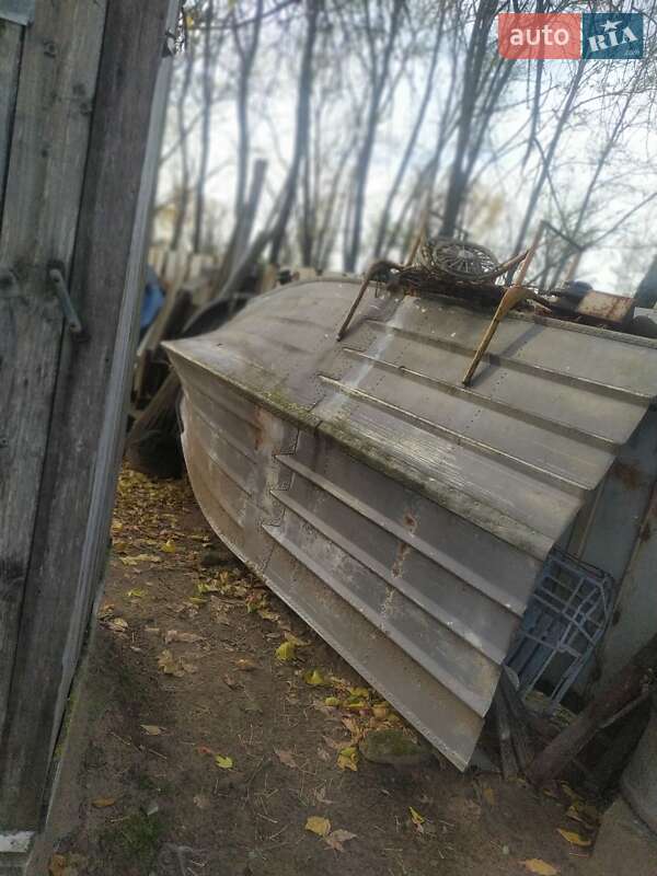 Лодка Южанка 1 1988 в Киеве