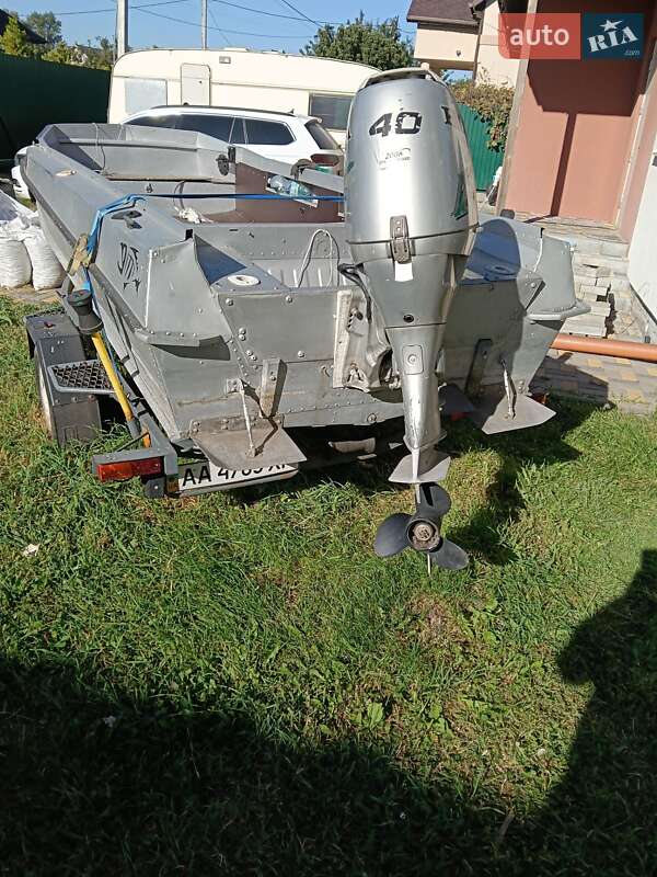 Катер Южанка 1 1970 в Киеве