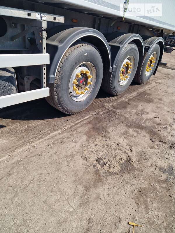 Зерновоз - полуприцеп Zaslaw D 653 2019 в Черкассах