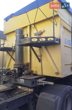 Зерновоз - полуприцеп Zaslaw D 653 2011 в 