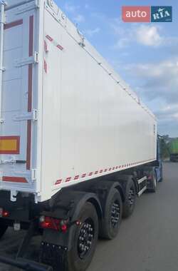 Самосвал полуприцеп Zaslaw D 653 2015 в 