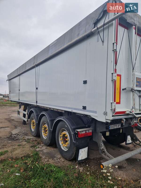 Зерновоз - полуприцеп Zaslaw D 653 2020 в Черкассах