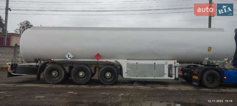 Цистерна напівпричіп Zasta N-36 2000 в Рівному