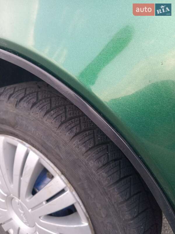 Хэтчбек ЗАЗ 1102 Таврия-Нова 2004 в Запорожье