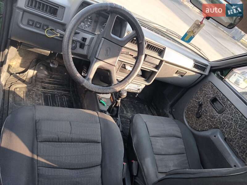 Хэтчбек ЗАЗ 1102 Таврия-Нова 2004 в Запорожье