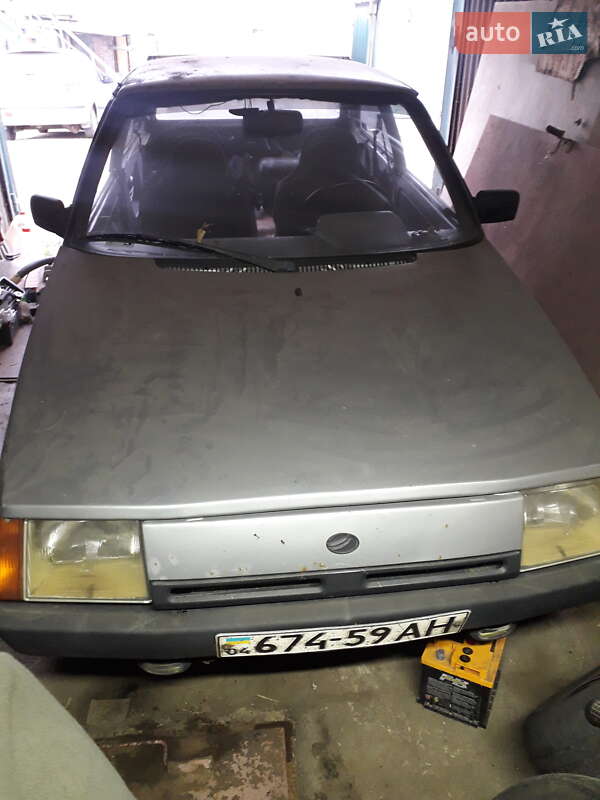 Хетчбек ЗАЗ 1102 Таврія-Нова 1998 в Дніпрі