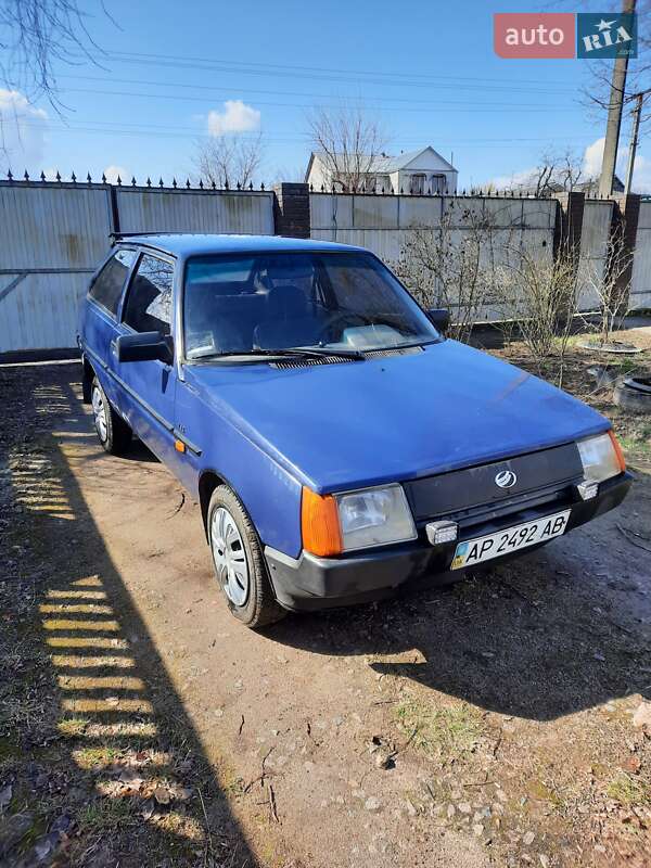 Хэтчбек ЗАЗ 1102 Таврия-Нова 2004 в Киеве
