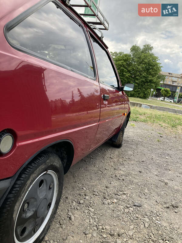 Хэтчбек ЗАЗ 1102 Таврия-Нова 2004 в Краматорске