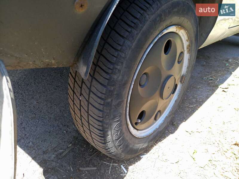 Хетчбек ЗАЗ 1102 Таврія-Нова 2003 в Черкасах