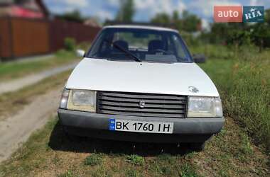 Хэтчбек ЗАЗ 1102 Таврия-Нова 2002 в 