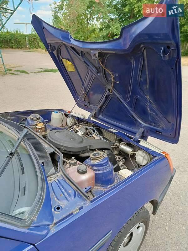 Хэтчбек ЗАЗ 1102 Таврия-Нова 2003 в Кропивницком фото 3 Хэтчбек ЗАЗ 1102 Таврия-Нова 2003 в Кропивницком