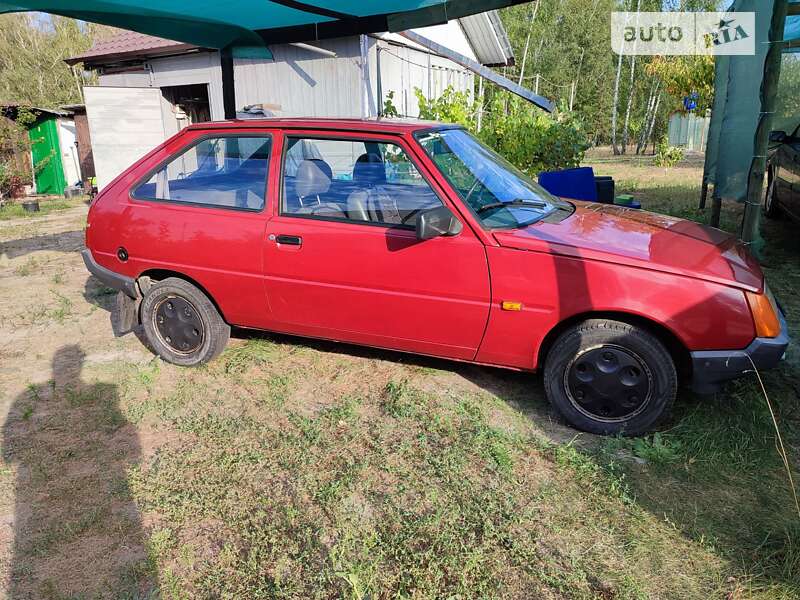 Хэтчбек ЗАЗ 1102 Таврия-Нова 2006 в Макарове