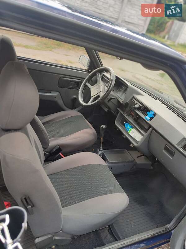 Хетчбек ЗАЗ 1102 Таврія-Нова 2004 в Дніпрі фото 5 Хетчбек ЗАЗ 1102 Таврія-Нова 2004 в Дніпрі