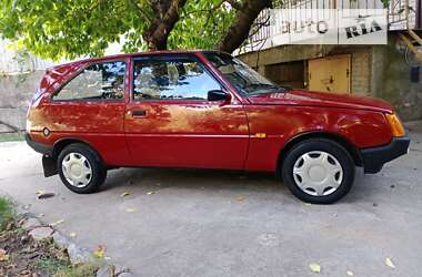 Хетчбек ЗАЗ 1102 Таврія-Нова 2006 в 