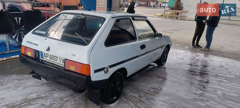 Хэтчбек ЗАЗ 1102 Таврия-Нова 2002 в 