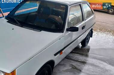Хэтчбек ЗАЗ 1102 Таврия-Нова 2002 в 