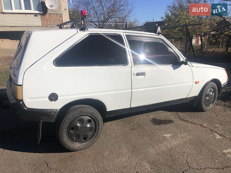 Хэтчбек ЗАЗ 1102 Таврия-Нова 2006 в Новоукраинке