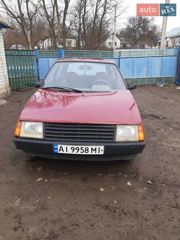 Хэтчбек ЗАЗ 1102 Таврия-Нова 2002 в Яготине