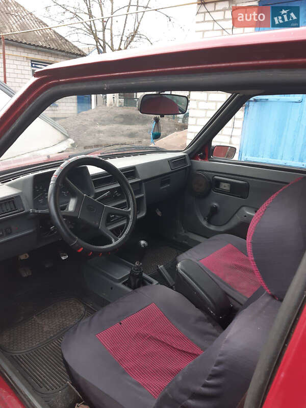 Хэтчбек ЗАЗ 1102 Таврия-Нова 2002 в Яготине