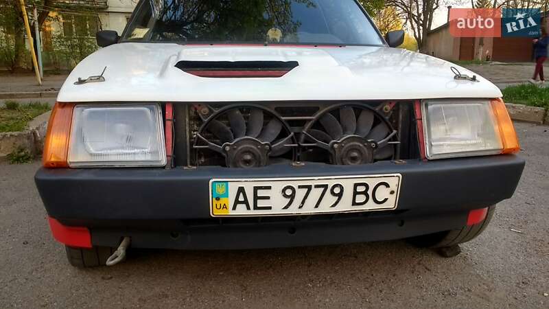 Хэтчбек ЗАЗ 1102 Таврия-Нова 1999 в Запорожье