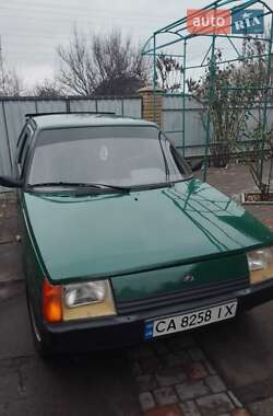 Хэтчбек ЗАЗ 1102 Таврия-Нова 2006 в 