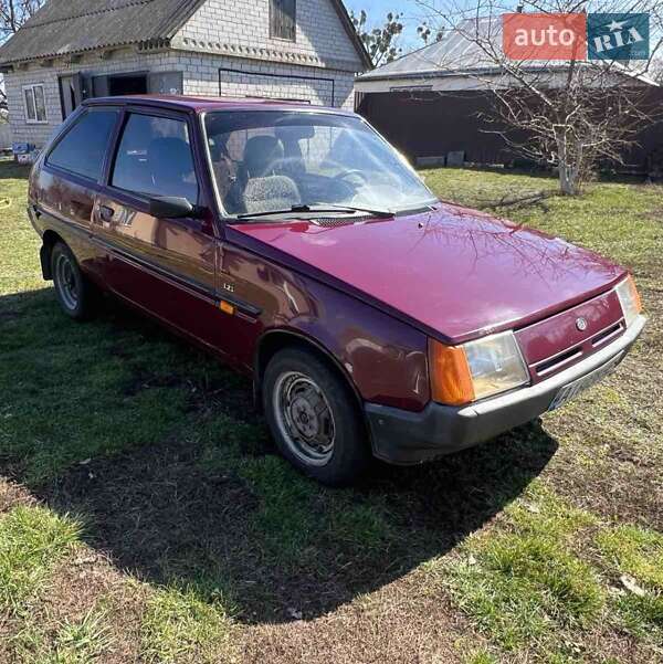 Хетчбек ЗАЗ 1102 Таврія-Нова 2004 в Яготині
