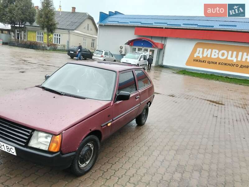 Хэтчбек ЗАЗ 1102 Таврия-Нова 1998 в Ивано-Франковске фото 3 Хэтчбек ЗАЗ 1102 Таврия-Нова 1998 в Ивано-Франковске