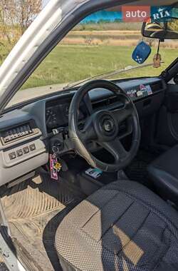 Хэтчбек ЗАЗ 1102 Таврия-Нова 2005 в 