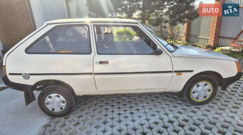 ЗАЗ 1102 Таврія-Нова 2003