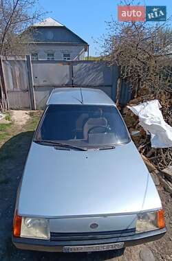 Хэтчбек ЗАЗ 1102 Таврия-Нова 2003 в 