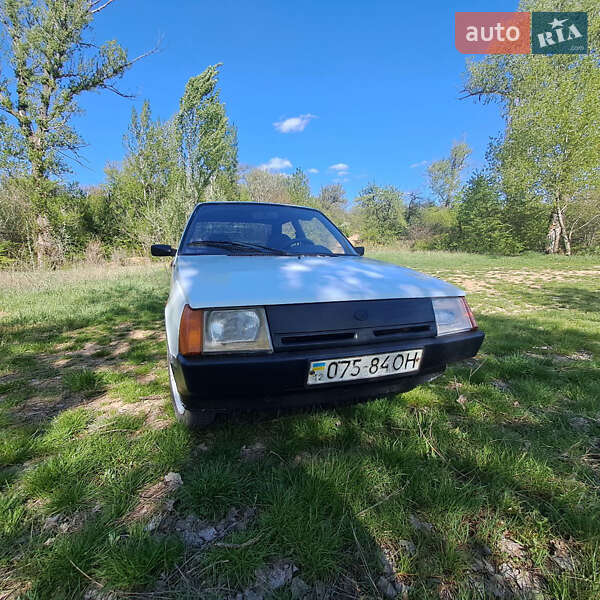 Хетчбек ЗАЗ 1102 Таврія-Нова 2000 в Олександрії