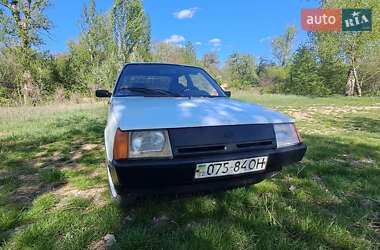 Хэтчбек ЗАЗ 1102 Таврия-Нова 2000 в 