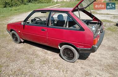 Хэтчбек ЗАЗ 1102 Таврия-Нова 2003 в 