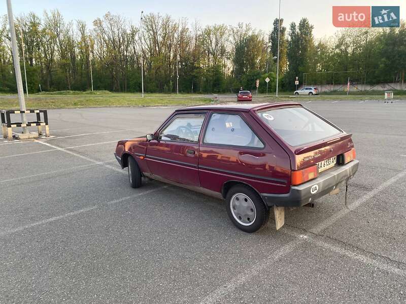 Хетчбек ЗАЗ 1102 Таврія-Нова 2005 в Києві