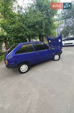 Хэтчбек ЗАЗ 1102 Таврия-Нова 2001 в 