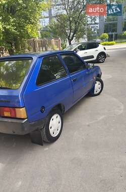 Хэтчбек ЗАЗ 1102 Таврия-Нова 2001 в 