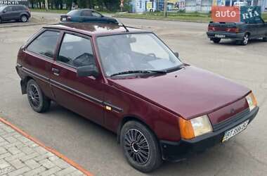Хэтчбек ЗАЗ 1102 Таврия-Нова 2001 в 