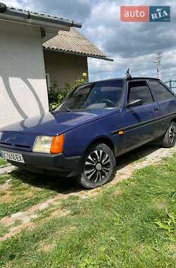 Хэтчбек ЗАЗ 1102 Таврия-Нова 2003 в Золочеве