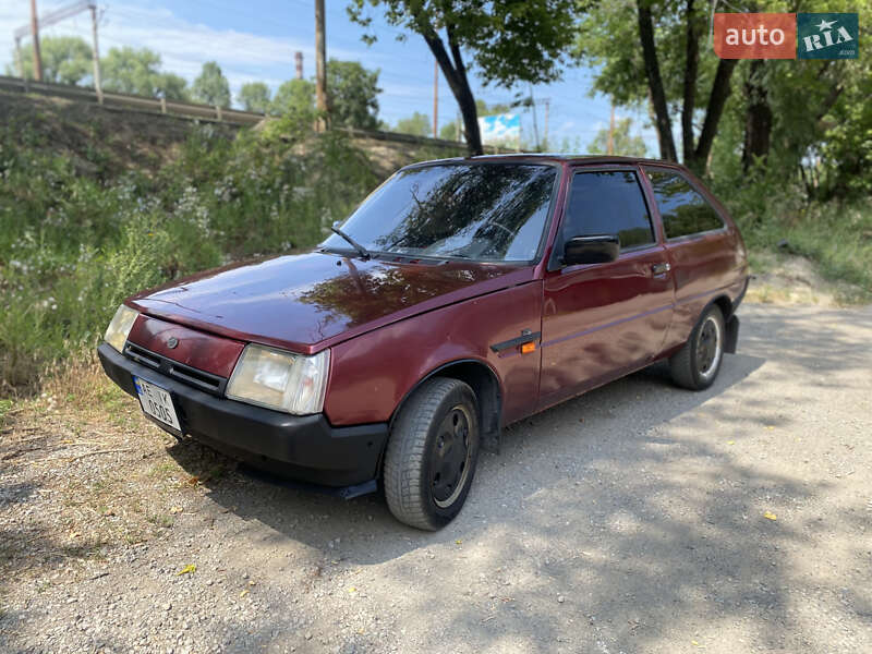 Хэтчбек ЗАЗ 1102 Таврия-Нова 1998 в Днепре