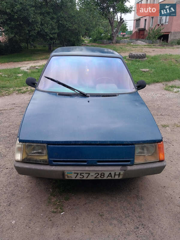 Хетчбек ЗАЗ 1102 Таврія-Нова 1998 в 
