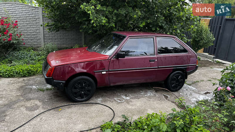 Хэтчбек ЗАЗ 1102 Таврия-Нова 2004 в Запорожье